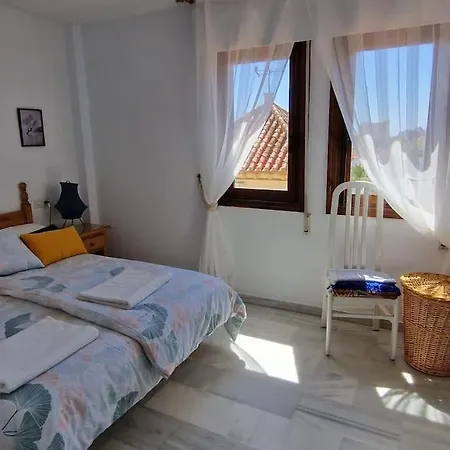Bonito De Dos Pueblo Evita * Benalmádena